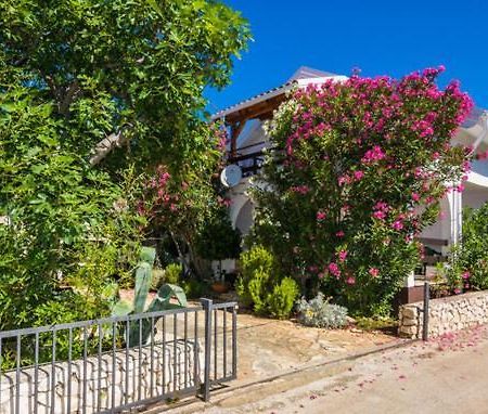 Apartment "Marija" - Otok Vir Eksteriør bilde